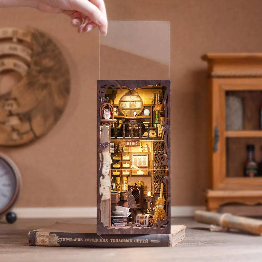 Magic Pharmacist - Book Nook