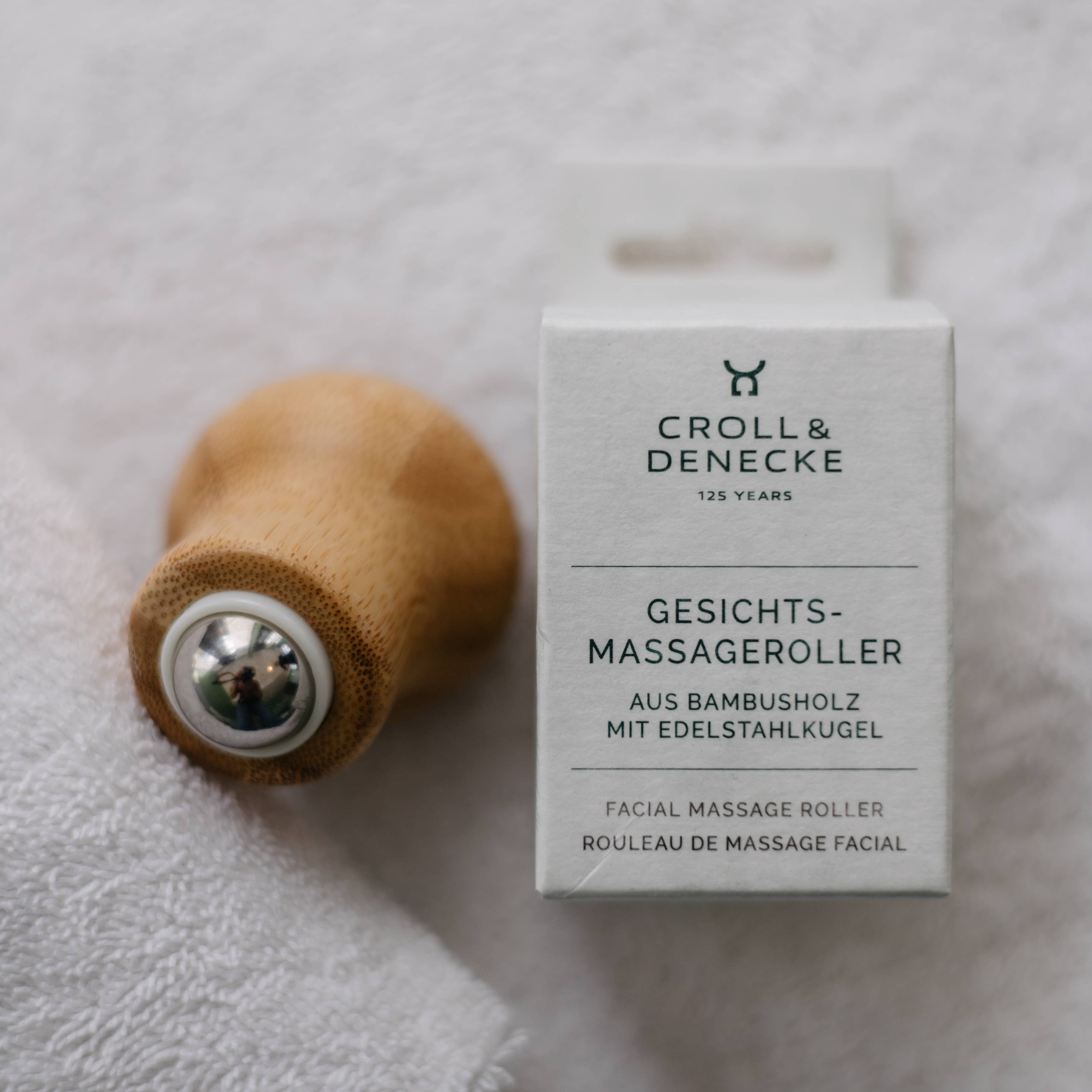 Rouleau de massage facial en bois avec boule en acier inoxydable migraine