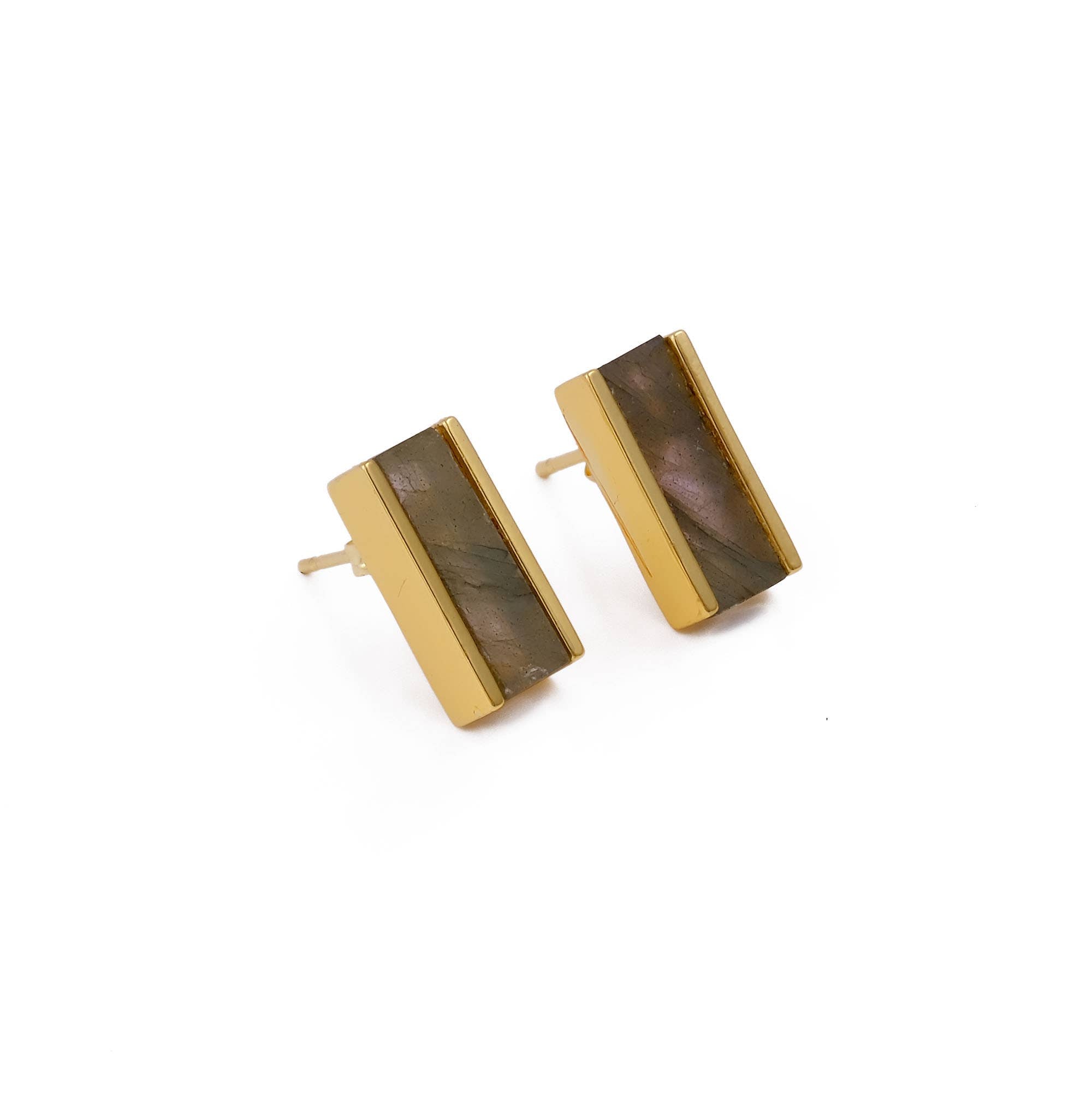 Boucles d'oreilles en forme de barre en labradorite, pierre de naissance de février.