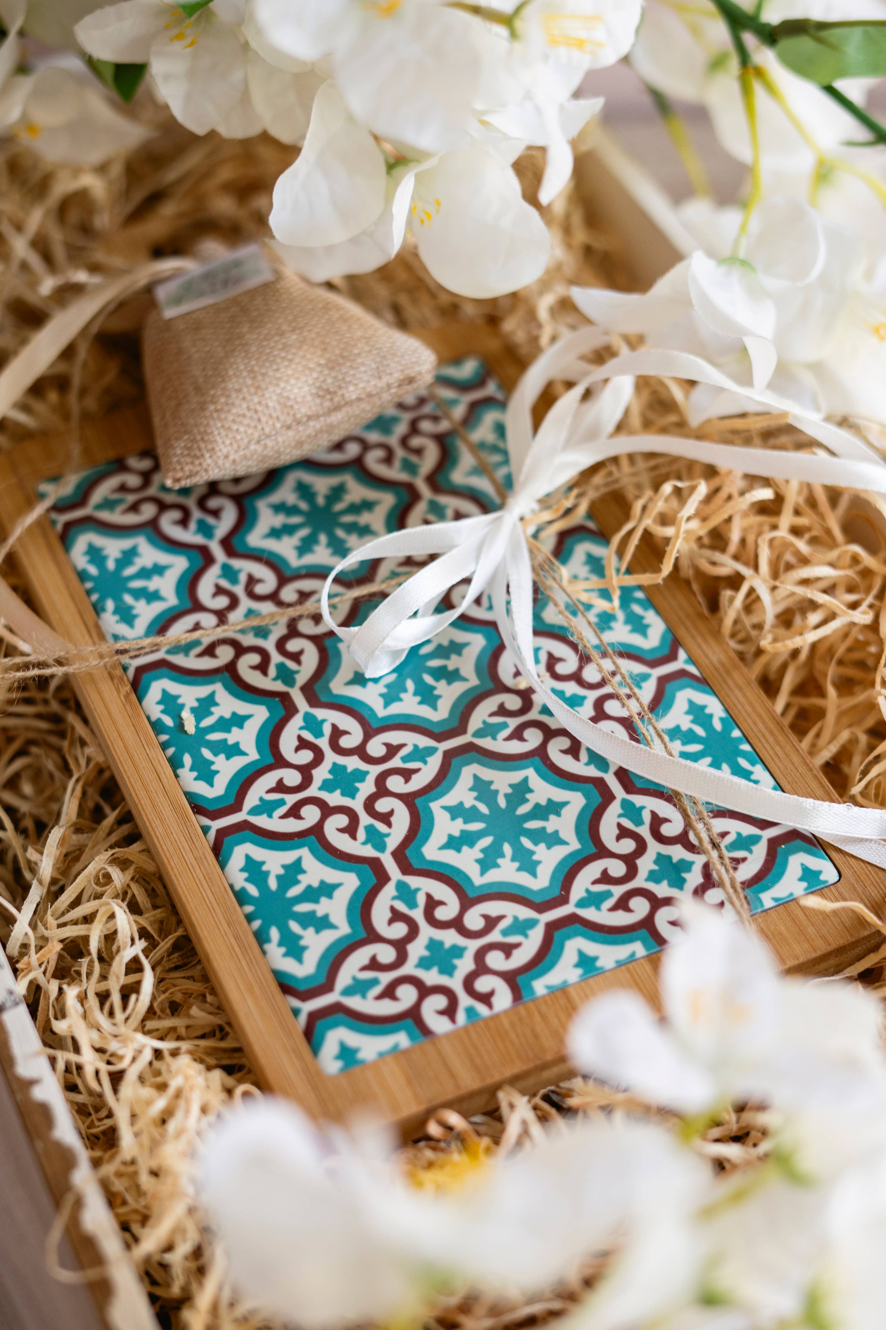 PLANCHE VALLADOLID 4ASS AVEC3 COUTEAUX À FROMAGE