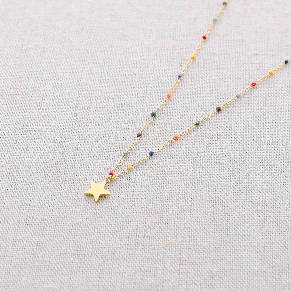 Collier en acier émaillé avec pendentif étoile: Beige