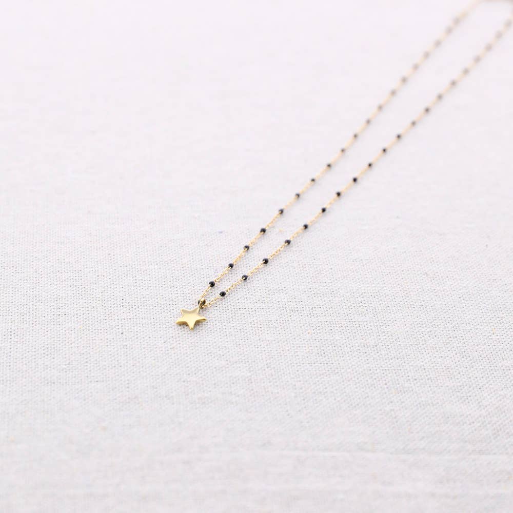 Collier en acier émaillé avec pendentif étoile: Beige