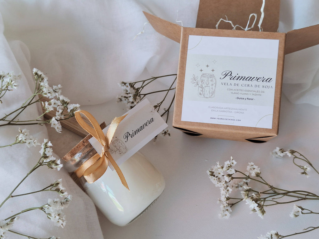 Bougie en cire de soja dans un bocal en verre ylang-ylang et jasmin: Français / Avec boîte