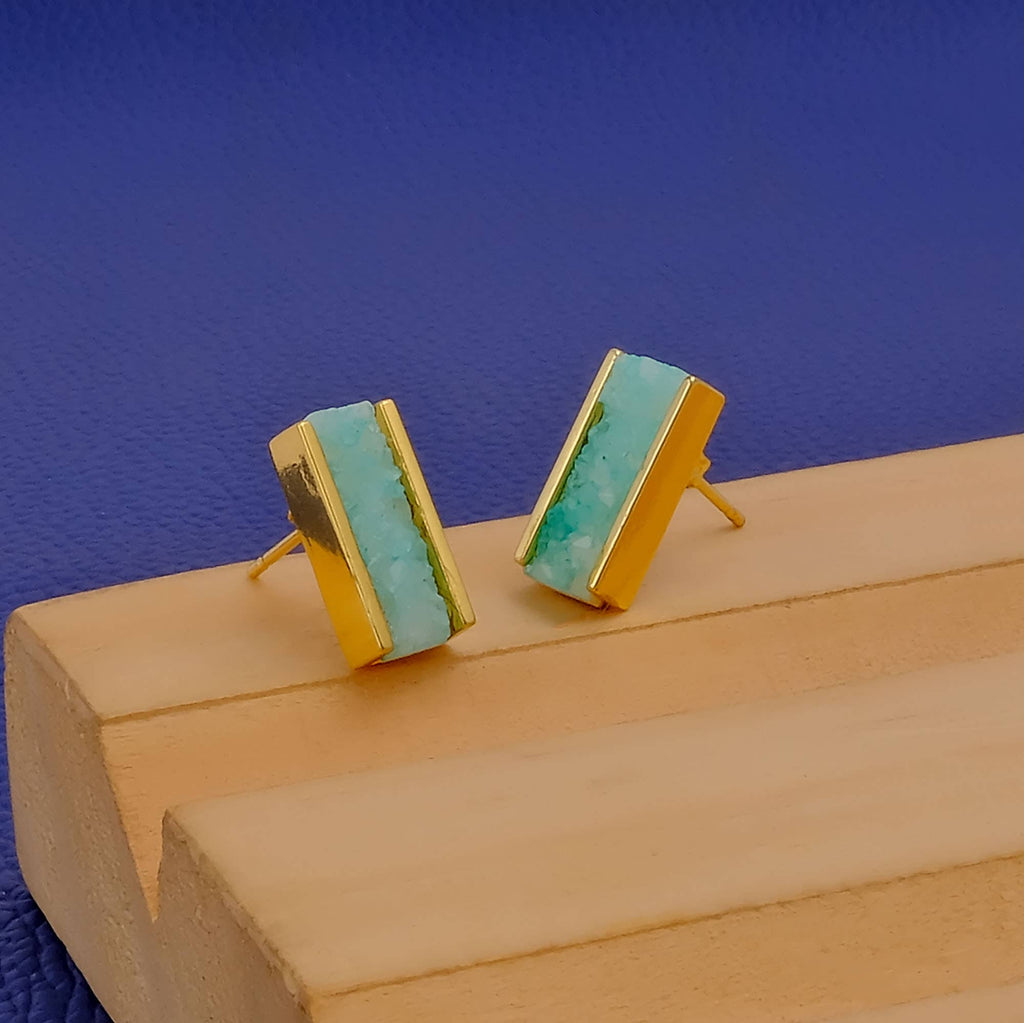 Clou serti en barre anti-ternissement avec pierre précieuse druzy vert clair