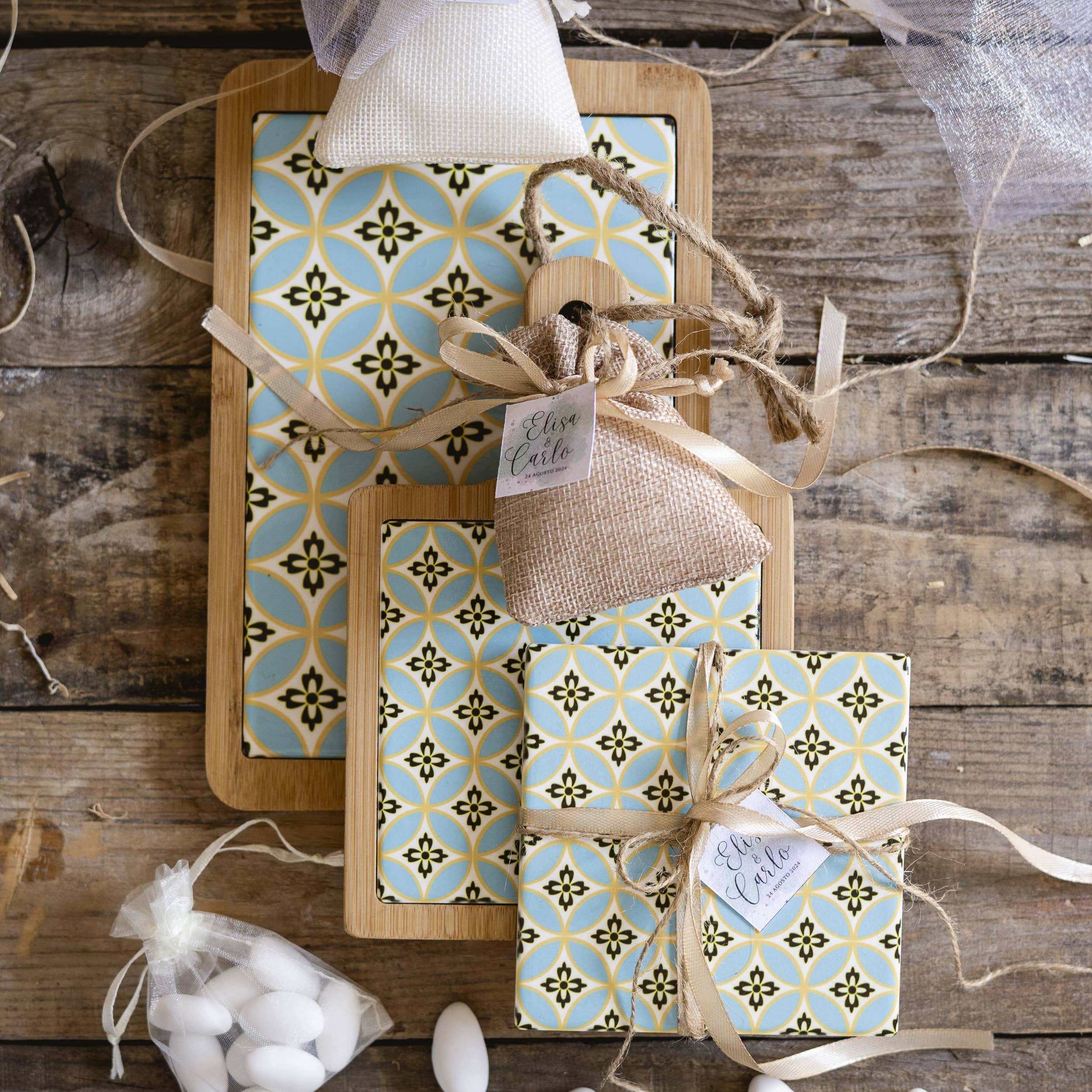 VALLADOLID PLANCHE AVEC MANCHE 12,5X40CM 4ASS