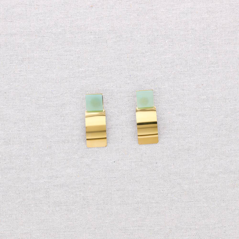 Boucles d'oreilles géométriques en acier: Vert olive