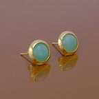 Boucles d'oreilles puces rondes en calcédoine aqua, pierre de naissance de mars.