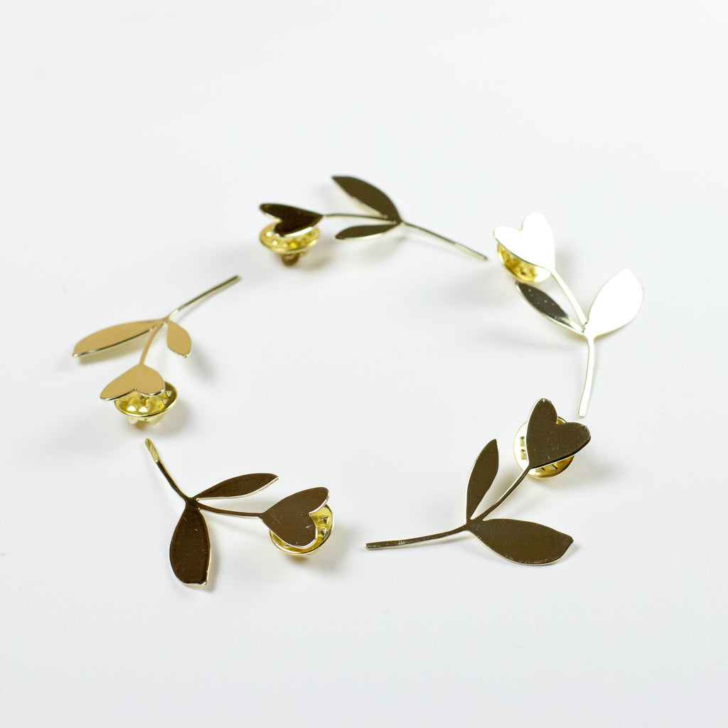 Épingle « Joli Brin d’Amour » en laiton