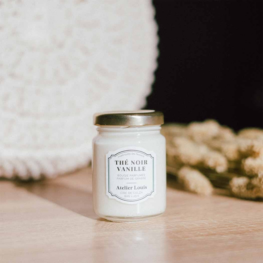 Bougie Parfumée Thé Noir & Vanille: Petite - 25H de combustion