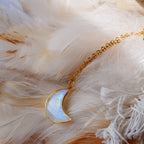COLLIER LUNE TANDAVA PIERRE DE LUNE ARC-EN-CIEL