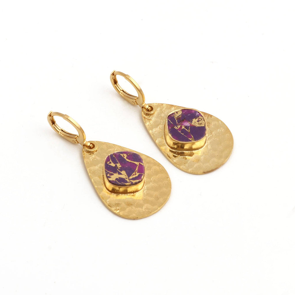 Boucles d'oreilles pendantes texturées plaquées or Mohave violettes faites à la main