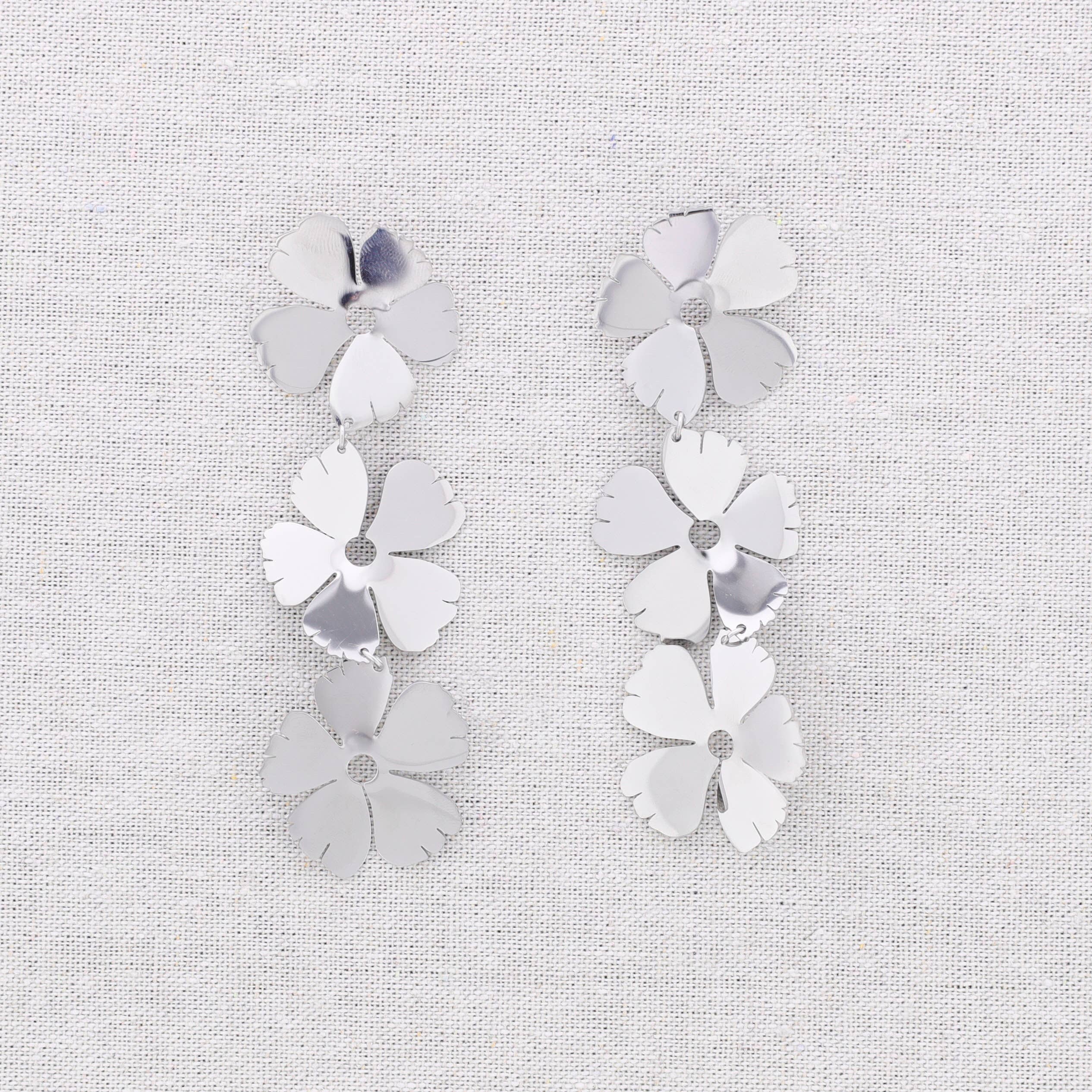 Boucles d'oreilles en acier pendentif fleurs: Or