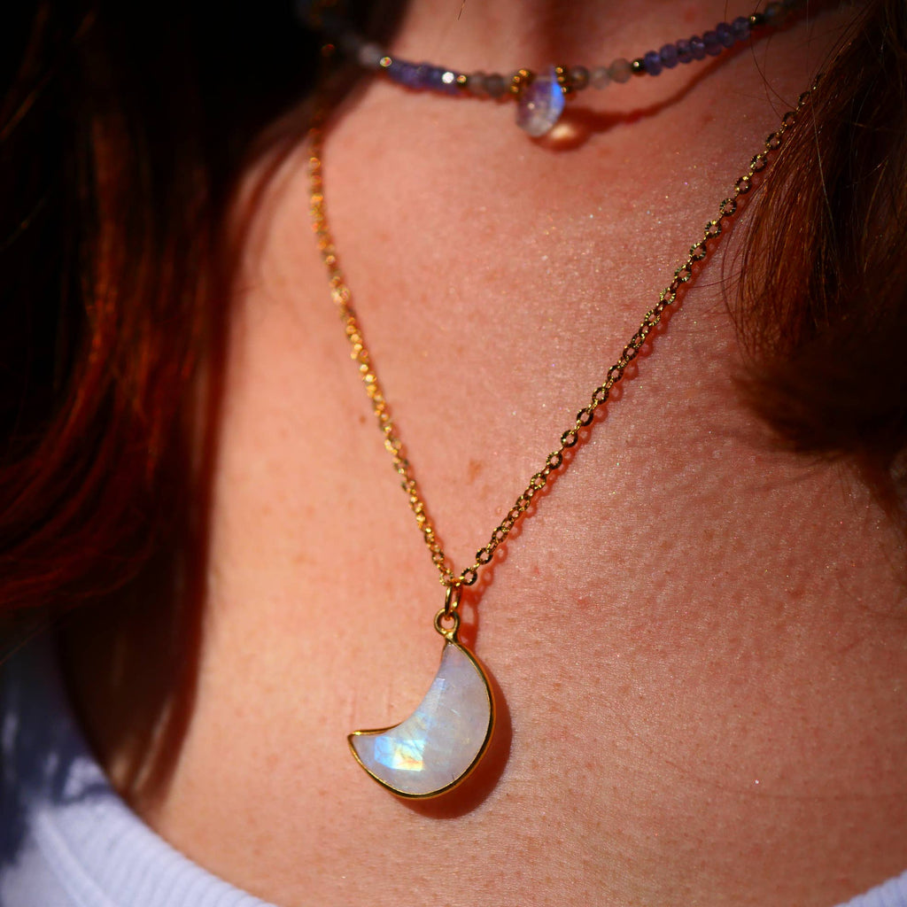 COLLIER LUNE TANDAVA PIERRE DE LUNE ARC-EN-CIEL