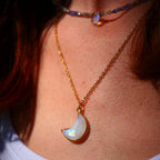 COLLIER LUNE TANDAVA PIERRE DE LUNE ARC-EN-CIEL