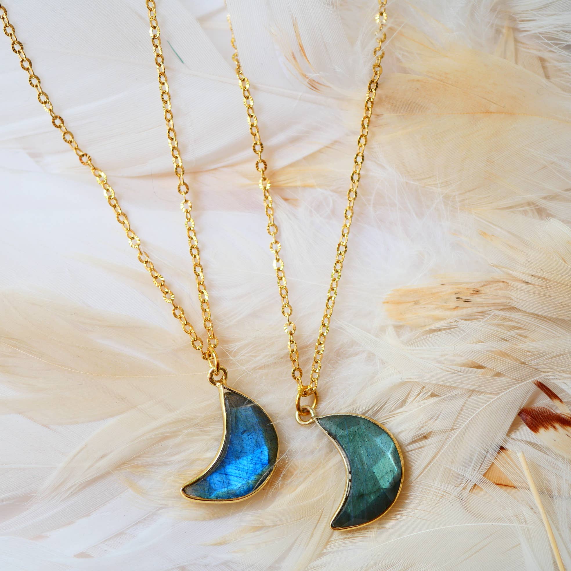 COLLIER LUNE TANDAVA LABRADORIT