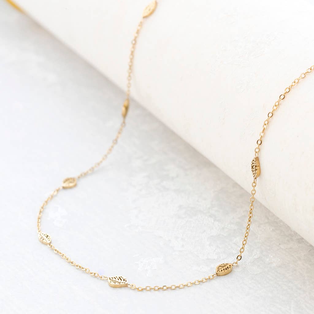 Collier Feuilles Acier: Or