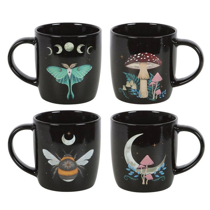 Une tasse Dark Forest