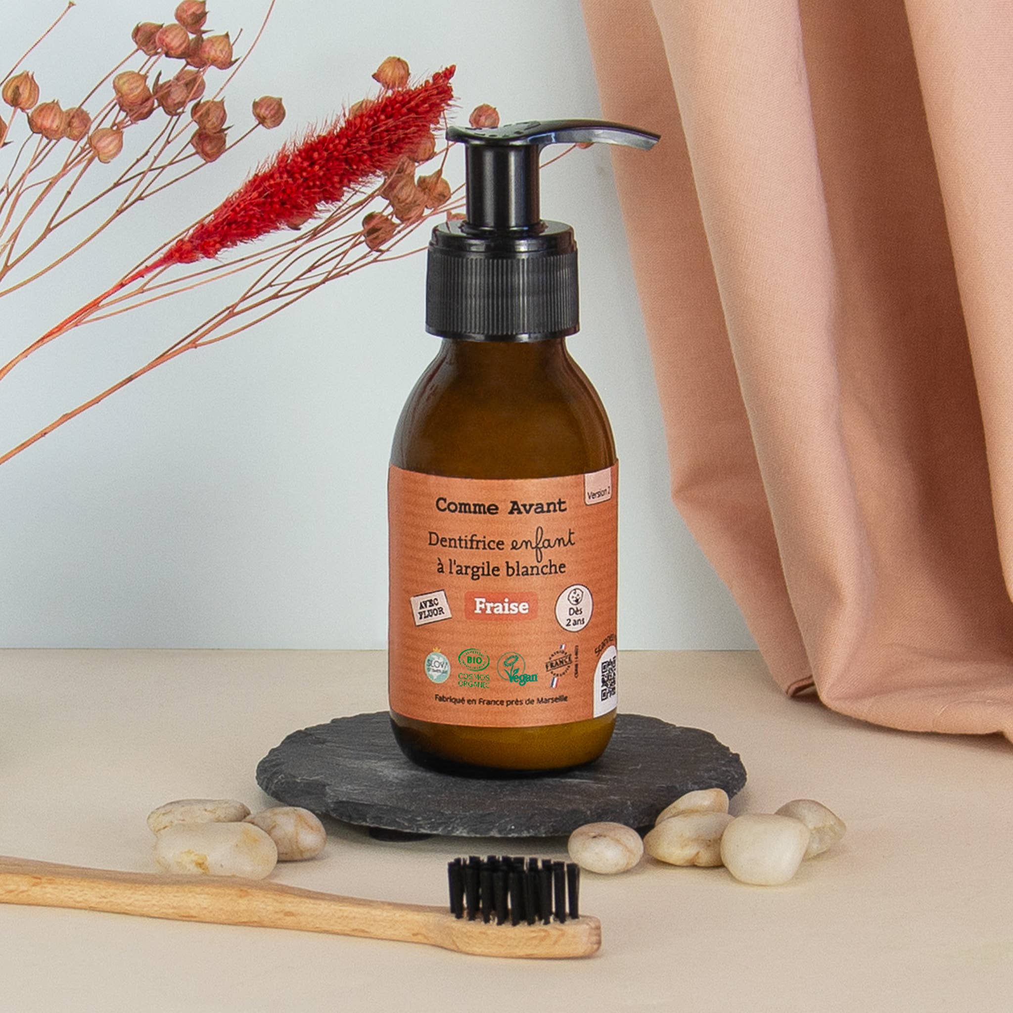 Dentifrice enfant en pâte à la fraise: 1 dentifrice - 90ml