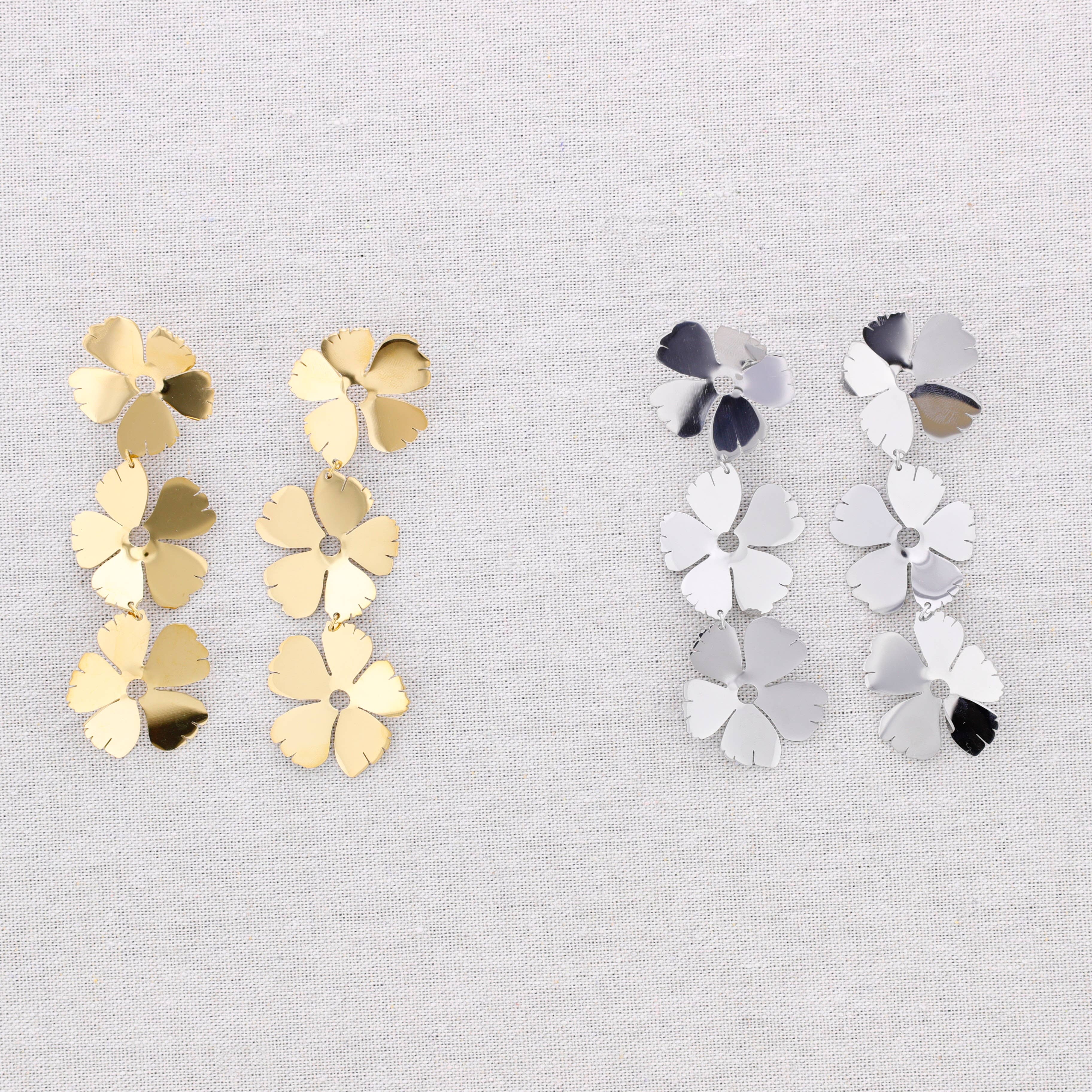 Boucles d'oreilles en acier pendentif fleurs: Or