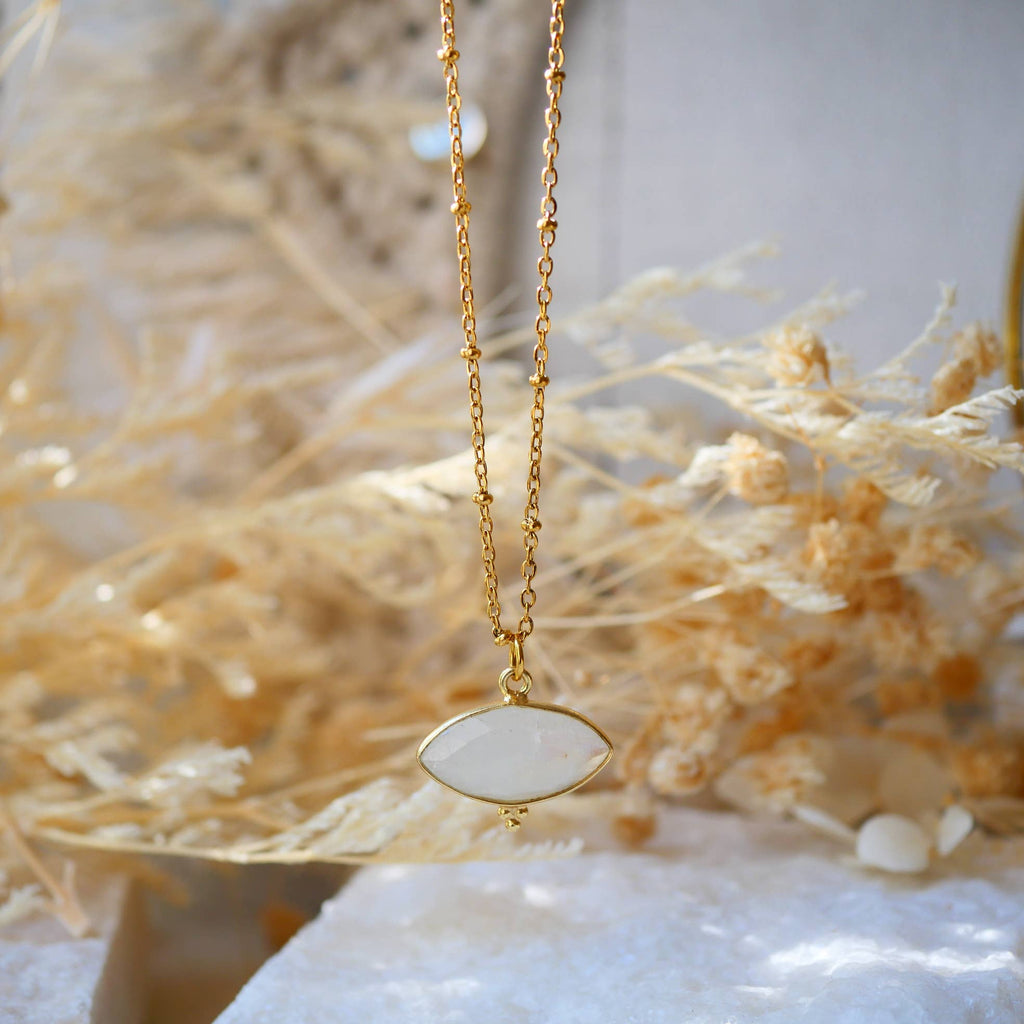 COLLIER MAHAKALI OEIL LABRADORIT OU PIERRE DE LUNE: Labradorite