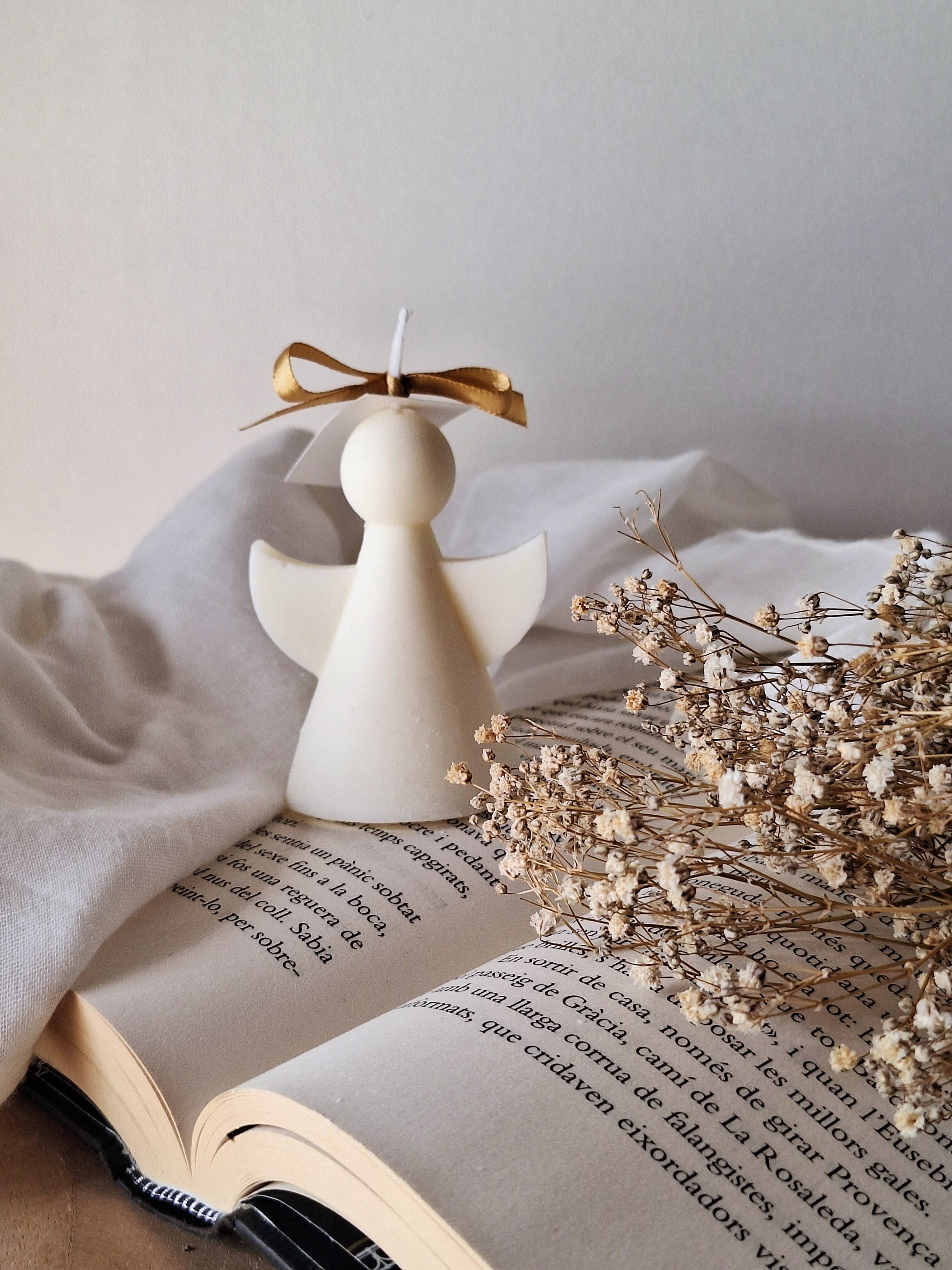 Bougie de Noël Angel Soy Wax: Français / Bland